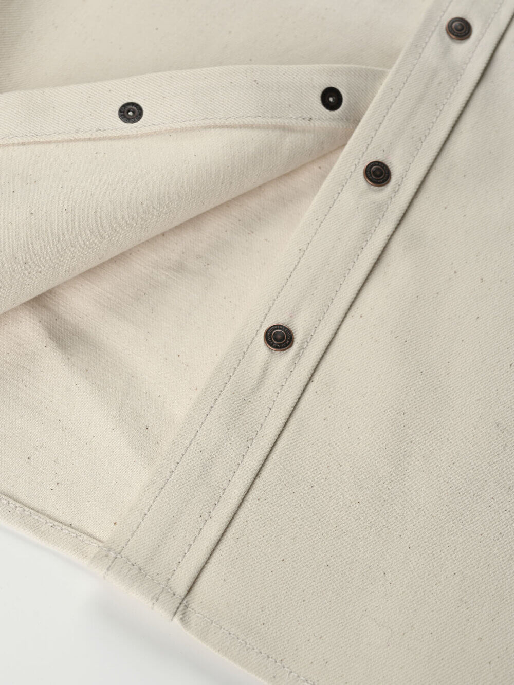 Ecru-shirt-placket
