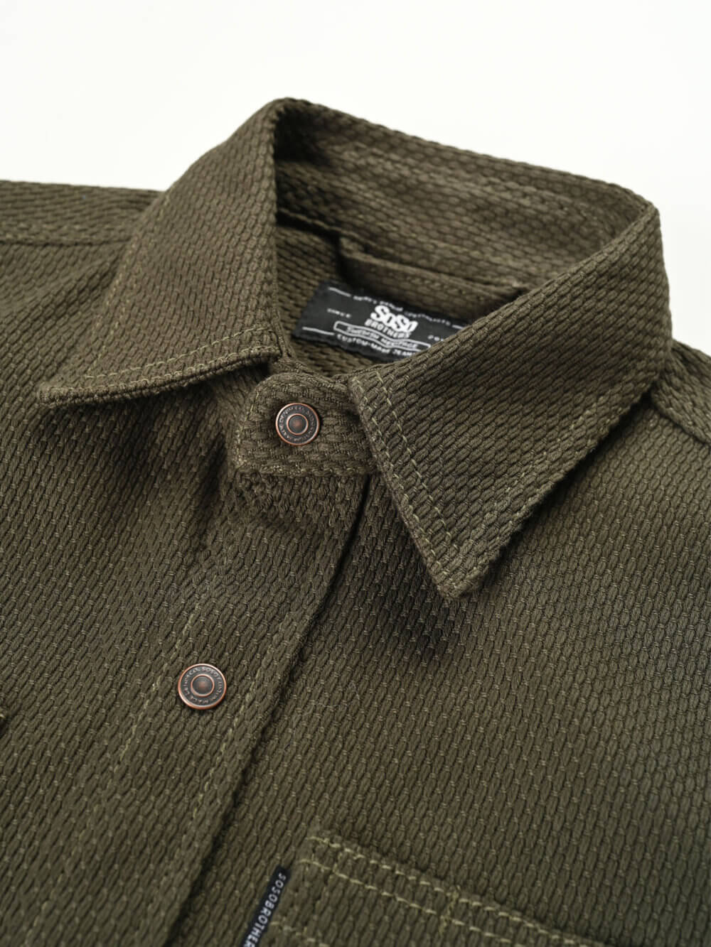Army-sashiko-mechanic-shirt-collar